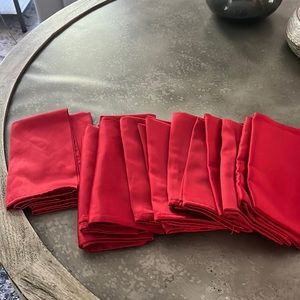 Red cloth napkins